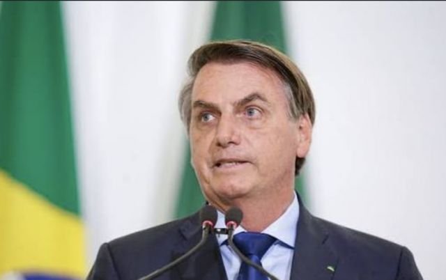 PGR defende que Bolsonaro siga em prisão domiciliar após ter arma apreendida