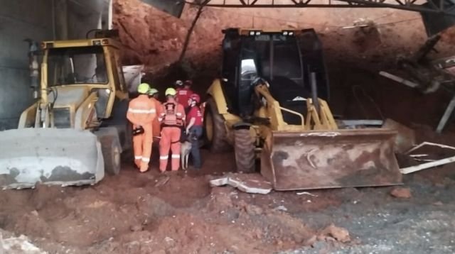 Desabamento em obra mata dois trabalhadores e deixa ferido em Caçador