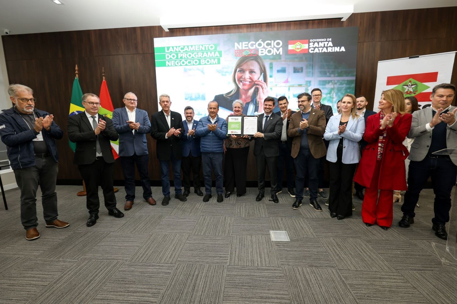 Santa Catarina lança programa que promete abertura de empresas em 24 horas - Santa Catarina em Pauta