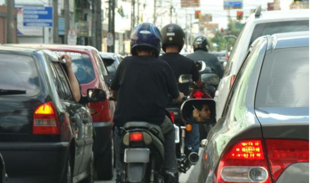 Governo federal cria linha de crédito de até R$ 21 mil para compra de motos e bicicletas elétricas