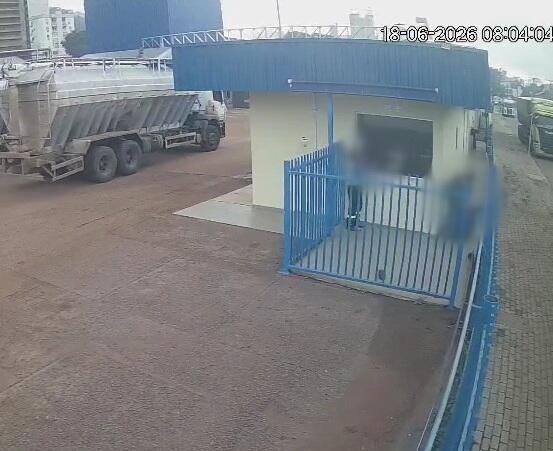 Suspeito de esfaqueamento alega injúrias e desavenças anteriores com colega caminhoneiro