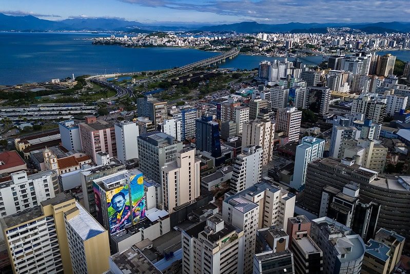 Prefeitura da Capital formaliza acordos para marina na Baía Norte e nova escola na Costeira - Santa Catarina em Pauta