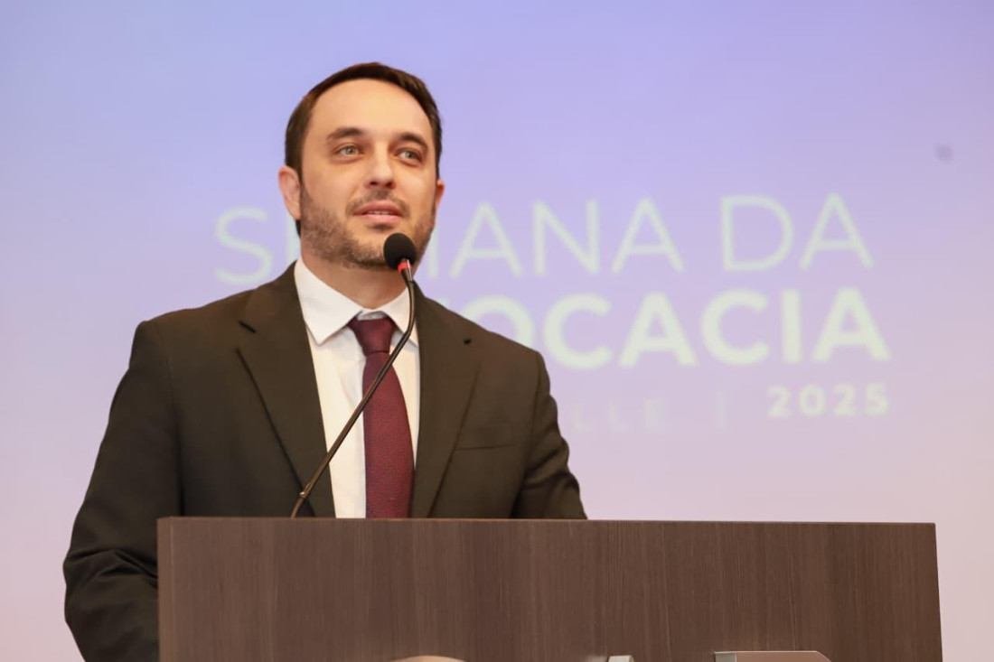 No Dia do Orgulho Autista, OAB/SC nomeia primeiro advogado autista para presidir Comissão