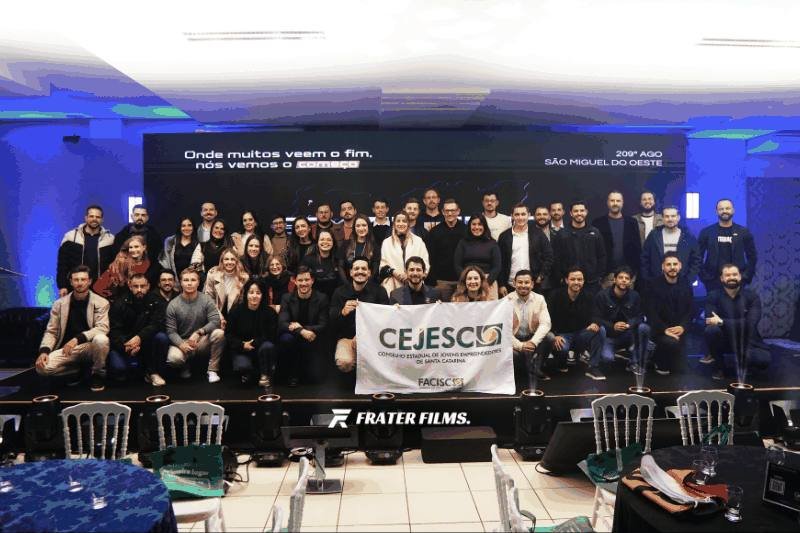 209ª AGO Extremo Oeste do CEJESC reúne cerca de 175 jovens empreendedores e lideranças em São Miguel do Oeste