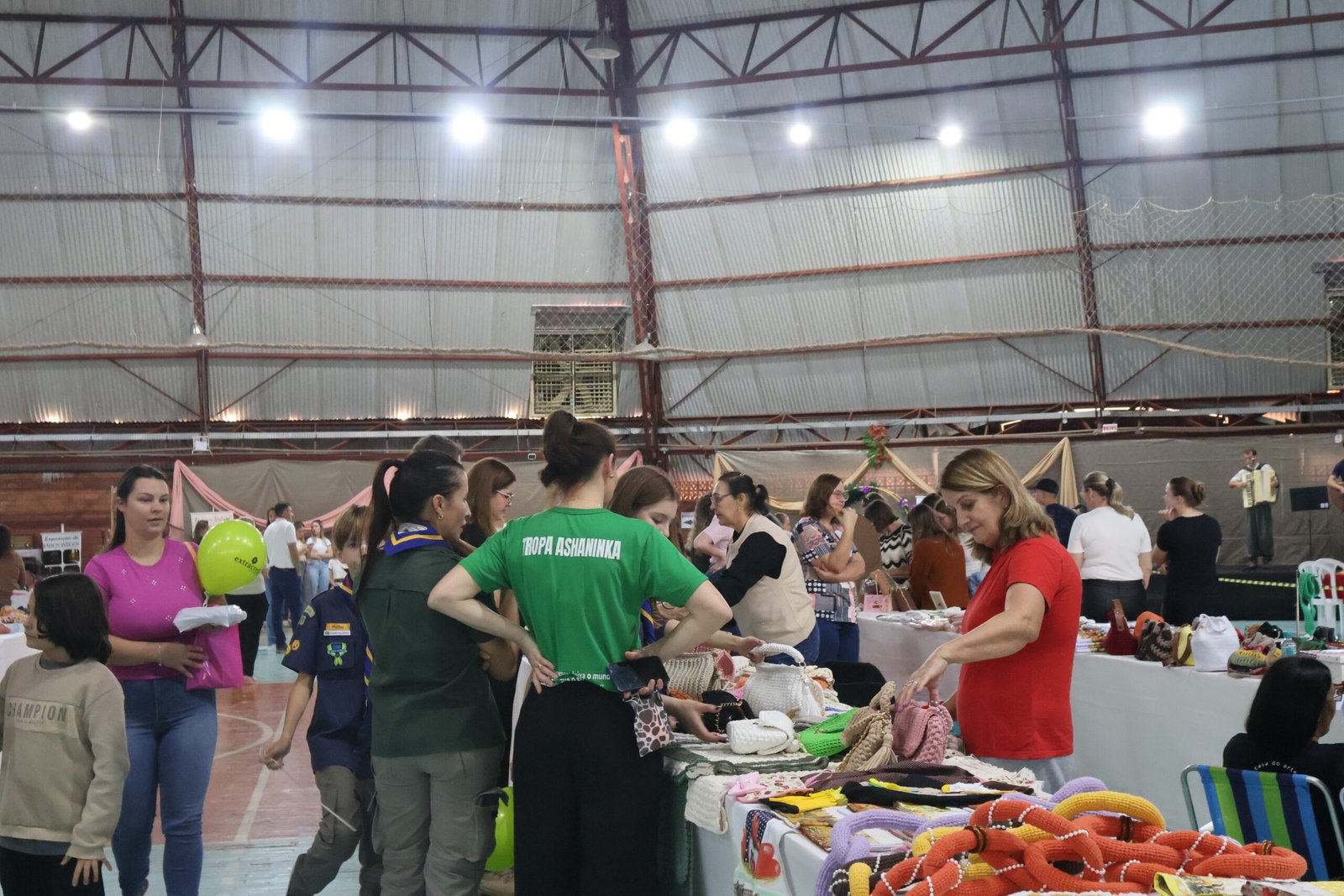 7ª Feira Regional de Artesanato Cidade das Crianças movimenta o fim de semana maravilhense - Município de Maravilha