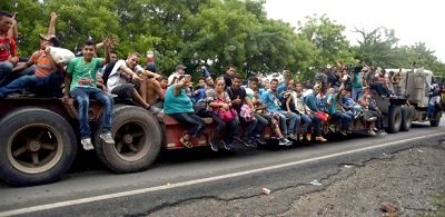 Domingo vamos votar em Trump ou Maduro?