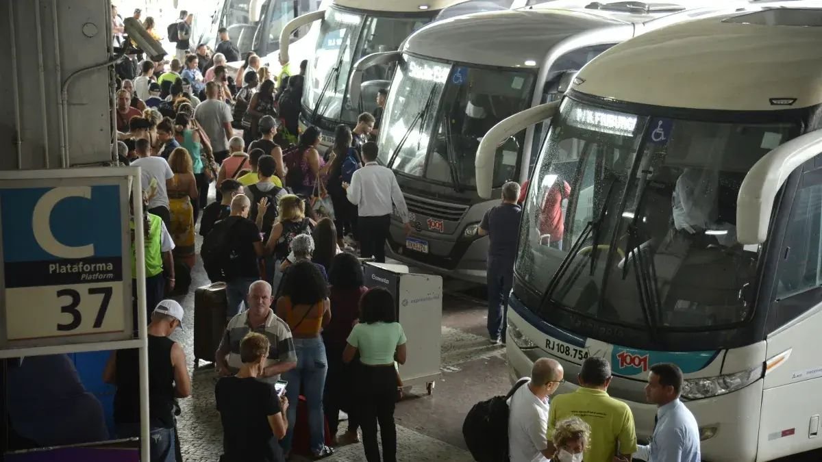 Déficit de motoristas chega a 30% no transporte interestadual