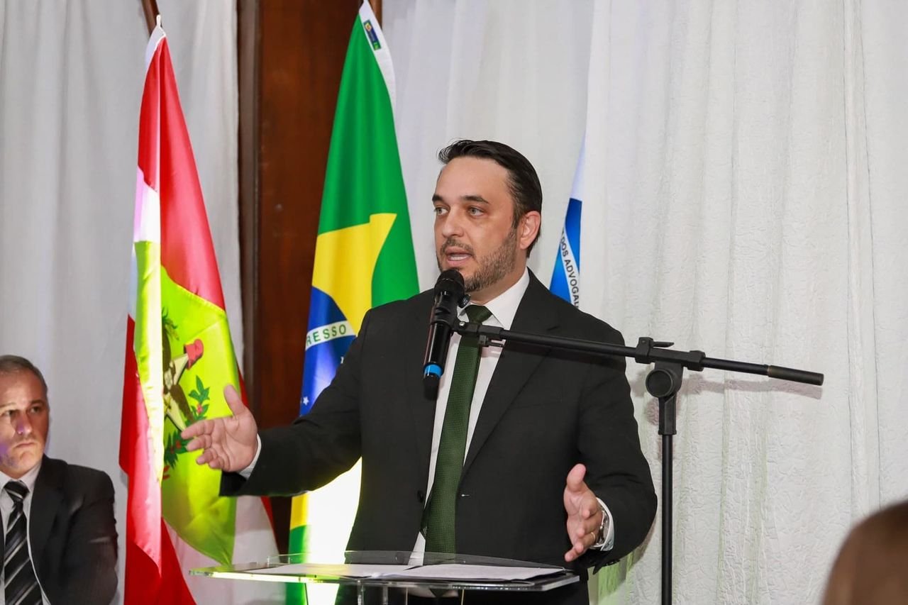 Presidente da OAB/SC cumpre agenda em Turvo e Sombrio com foco em demandas da advocacia