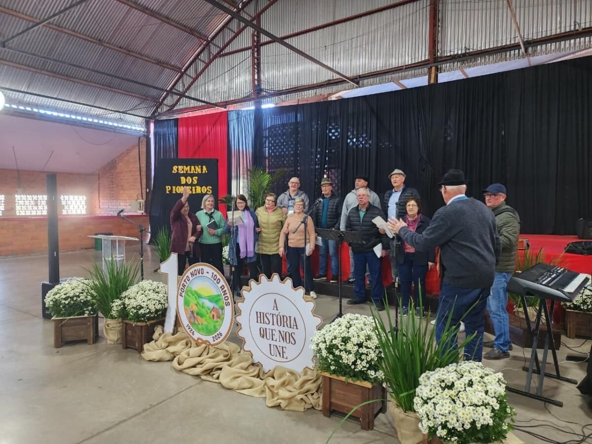 Semana dos Pioneiros começa valorizando cantos antigos em Itapiranga