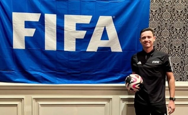 Árbitro catarinense é escalado para as quartas de final da Copa do Mundo de 2026