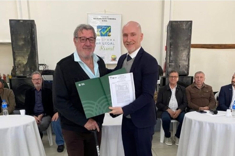 Programa Lar Legal Rural entrega primeiros títulos de propriedade a agricultores do Sul de Santa Catarina