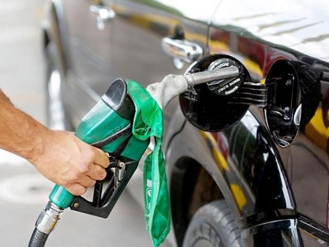 Conselho aprova e mistura de etanol na gasolina sobe para 32% no Brasil; entenda os impactos