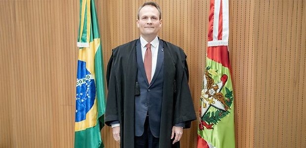 Márcio Schiefler Fontes toma posse como desembargador eleitoral do TRE-SC nesta quinta-feira