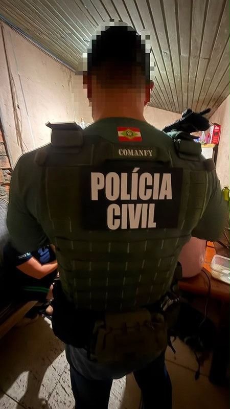 Operação do GAECO investiga adolescentes por suspeita de crimes sexuais e compartilhamento de material de abuso infantil em Chapecó