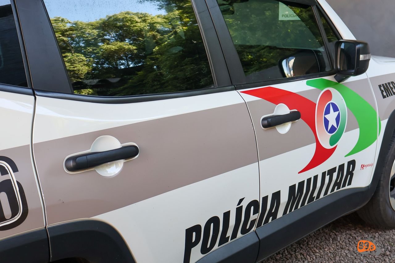 Jovem é preso com arma de fogo na SC-163 em Descanso