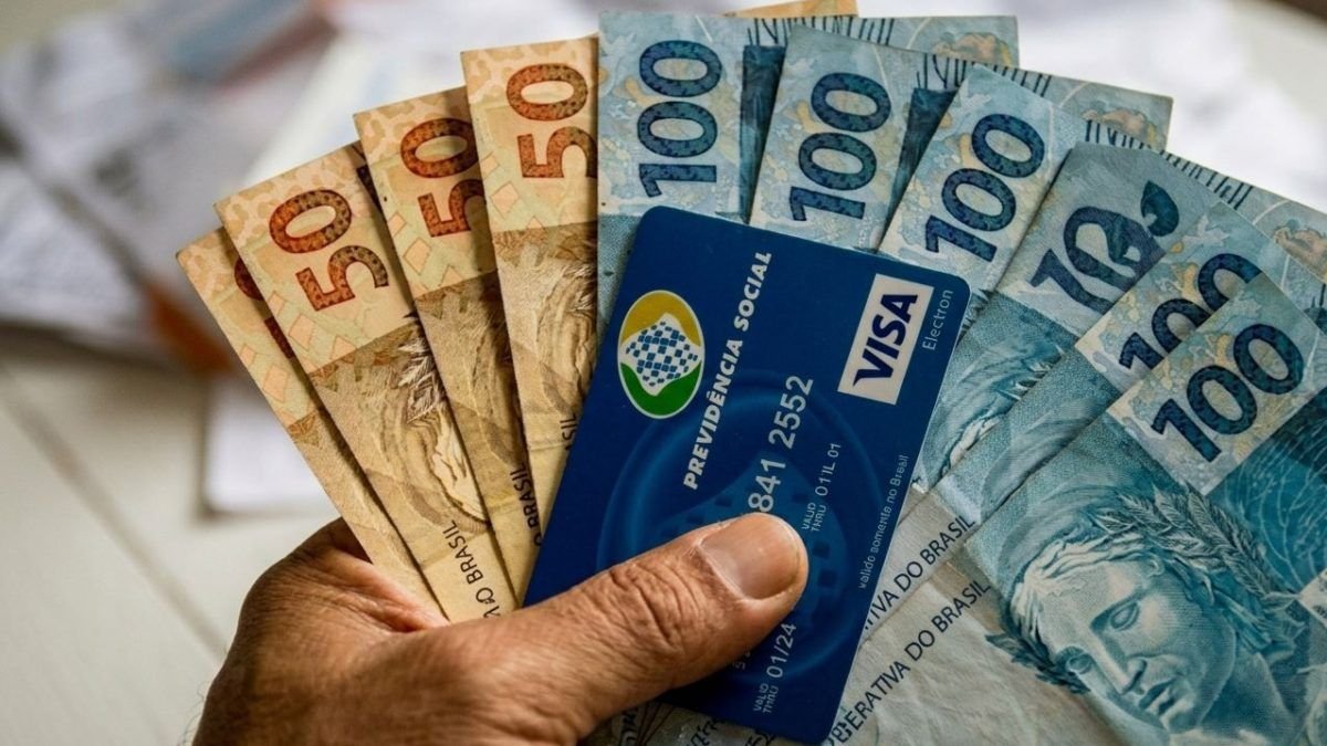 INSS: R$ 547 milhões são liberados para ressarcir descontos indevidos e depósito cai em até 3 dias úteis