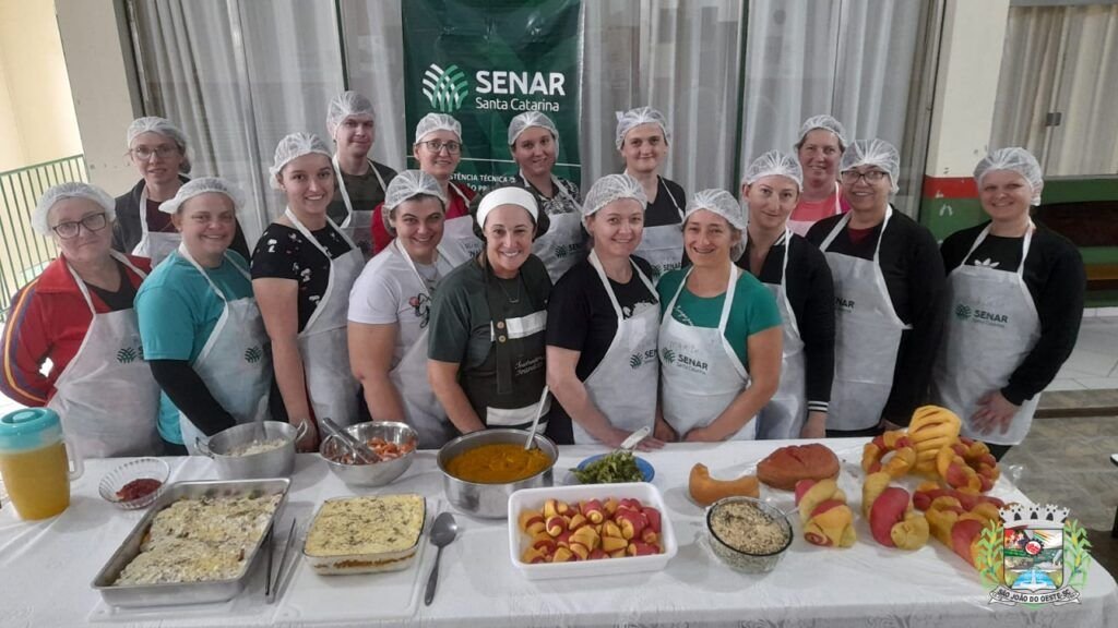 Serventes da rede municipal participam de curso sobre aproveitamento integral de alimentos