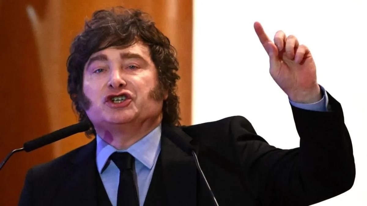 Milei citó una frase de Churchill en medio de la polémica por la campaña anti argentina