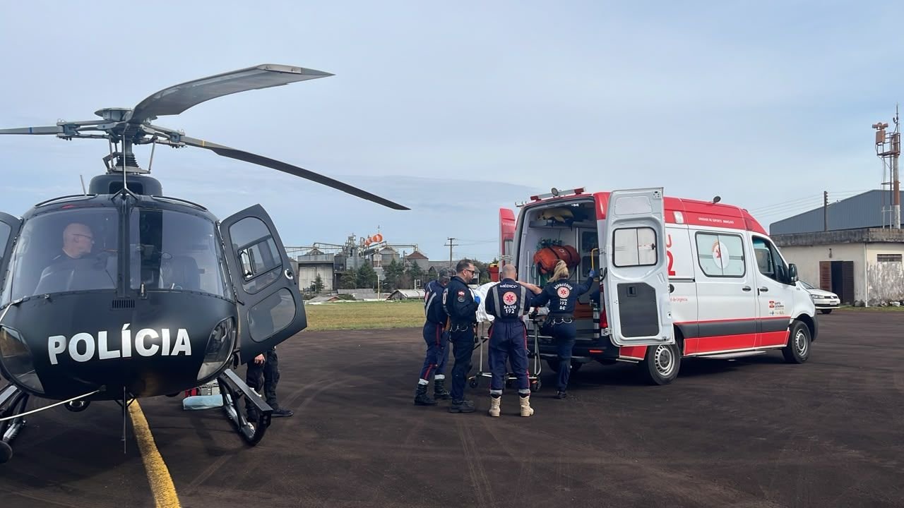 Paciente com infarto é transferida de helicóptero de União do Oeste para Chapecó em 12 minutos
