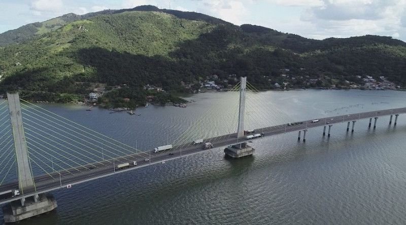 Ponte Anita Garibaldi segue sob monitoramento e reforço preventivo