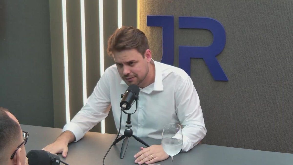 Osmar Teixeira critica obras da ponte Itajaí-Navegantes em entrevista