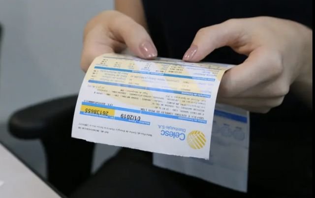 Custo da energia elétrica no Brasil é superior ao de 77 países, aponta estudo