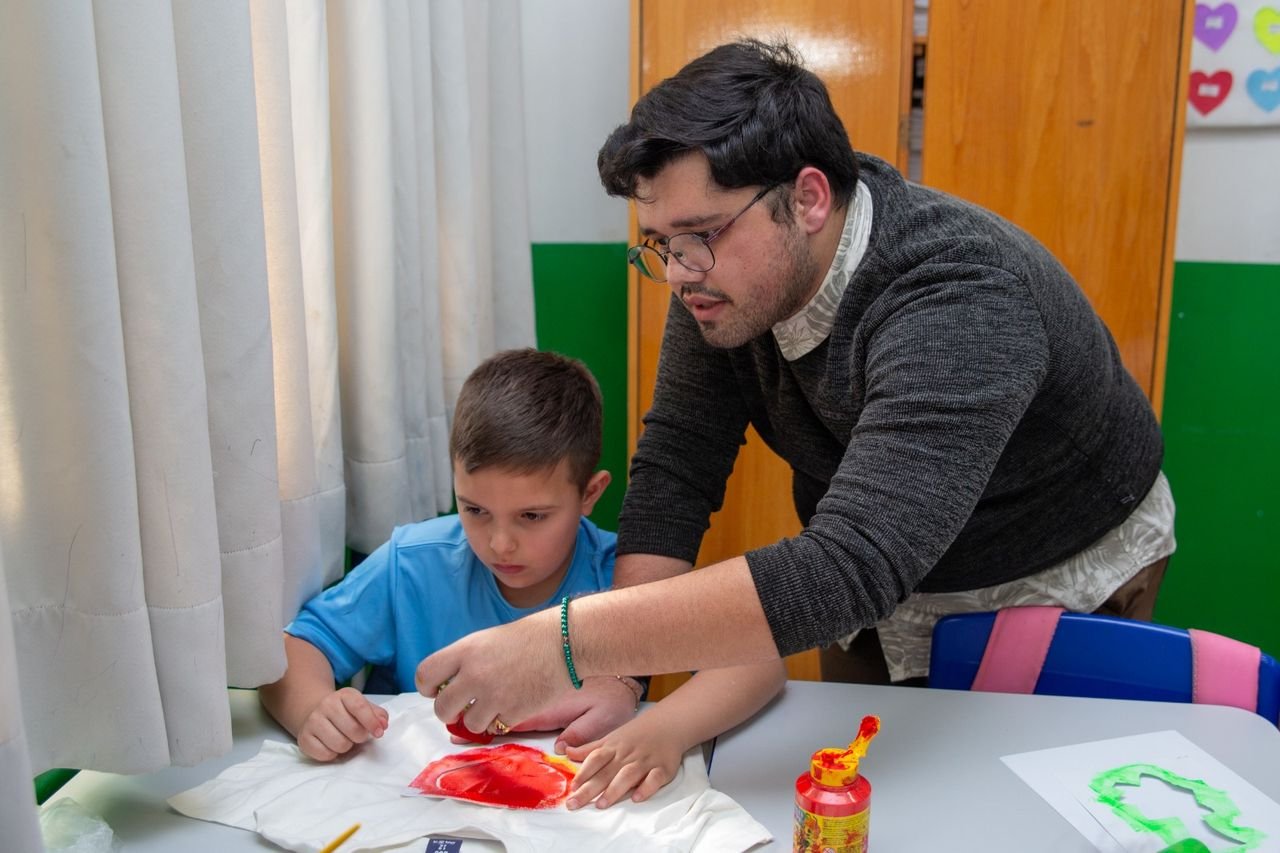 Estudantes da EBM Jacob Gisi em Chapecó aprendem sobre símbolos em atividades práticas
