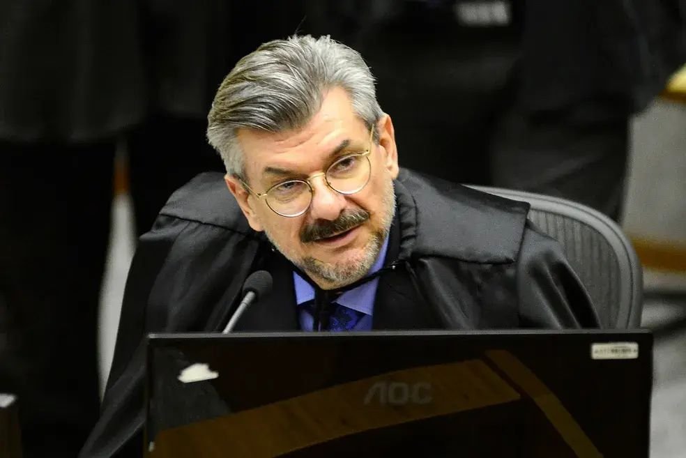 STJ decide pela perda do cargo do ministro Marco Buzzi após denúncias de assédio sexual