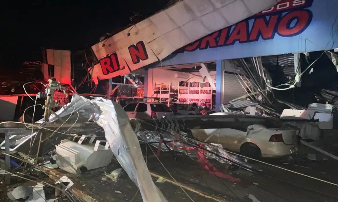 Defesa Civil do RS confirma morte e feridos após ciclone bomba
