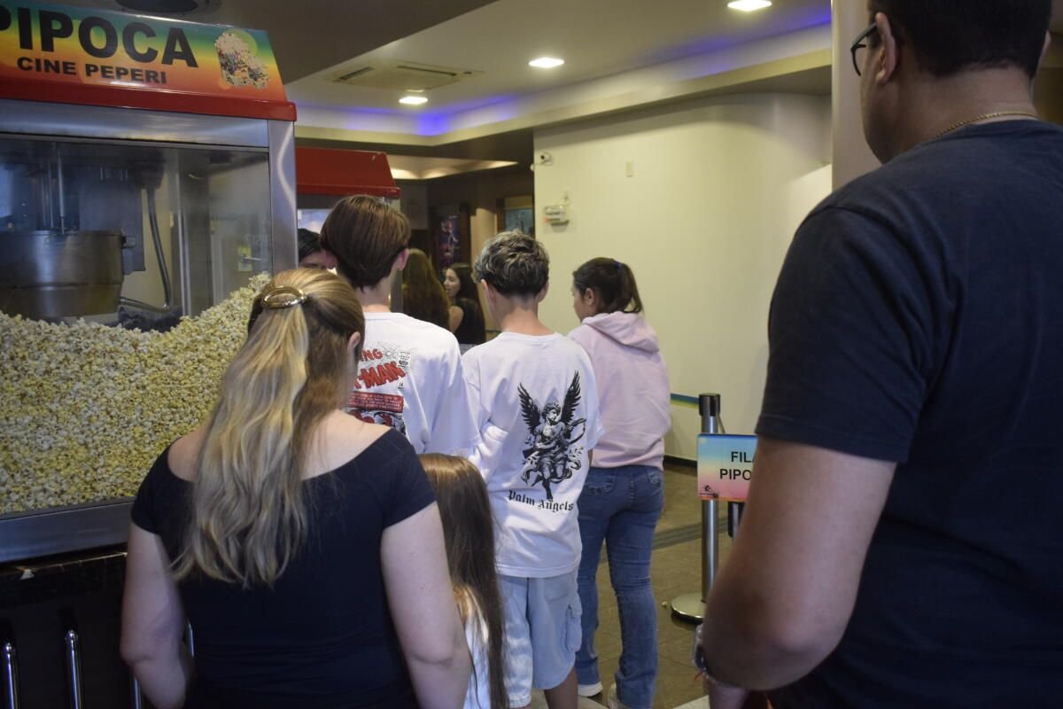 Cine Peperi registra lotação máxima em sessões de 'Homem-Aranha: Um Novo Dia'
