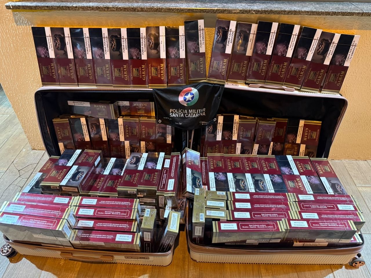 PMRv apreende cigarros e mercadorias estrangeiras em Bom Jesus