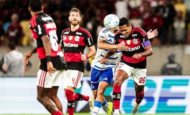 Cruzeiro e Flamengo se enfrentam nas oitavas da Libertadores no Mineirão