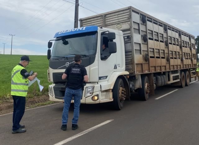 Polícia Civil e Cidasc realizam barreiras sanitárias no Oeste de SC