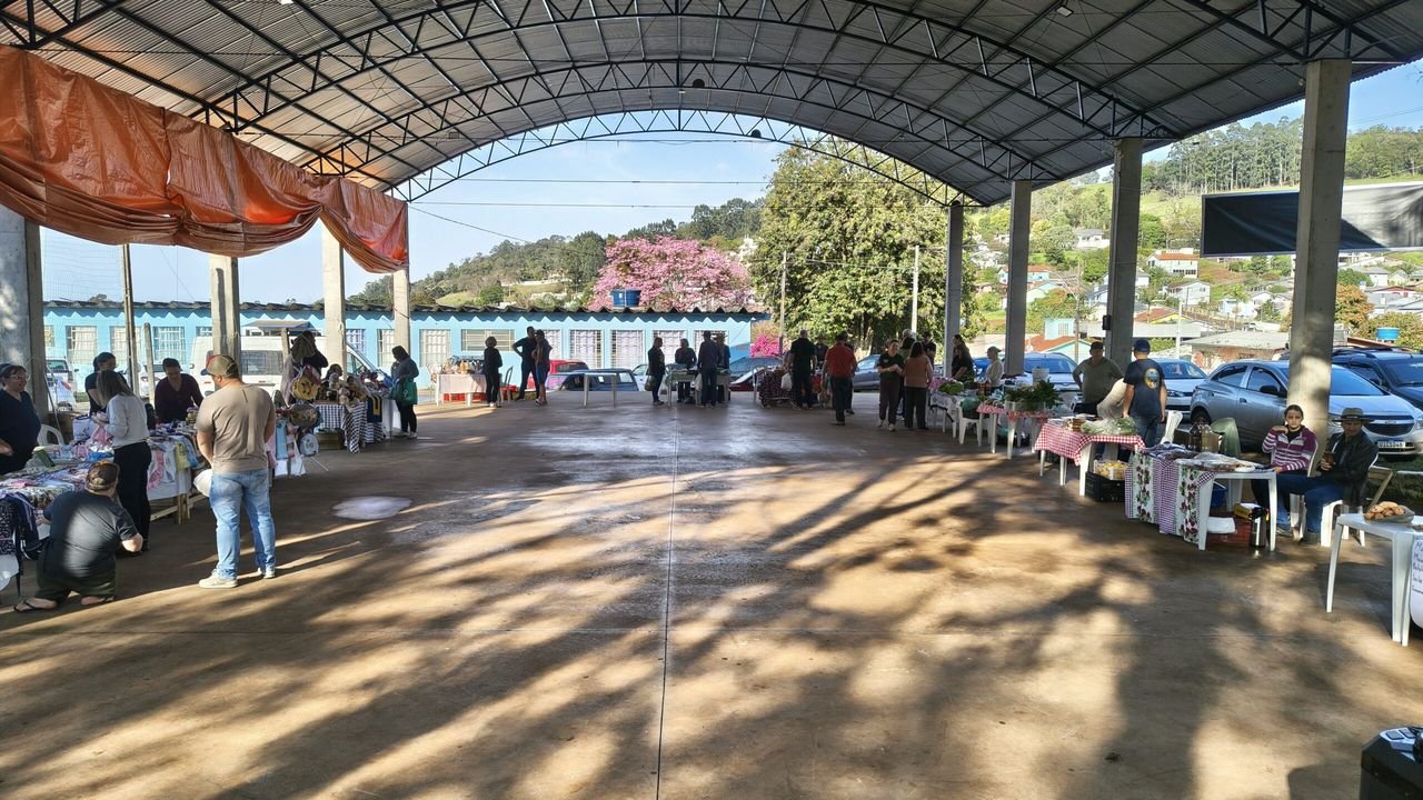 Feira Municipal de Agricultores valoriza a agricultura familiar em Anchieta