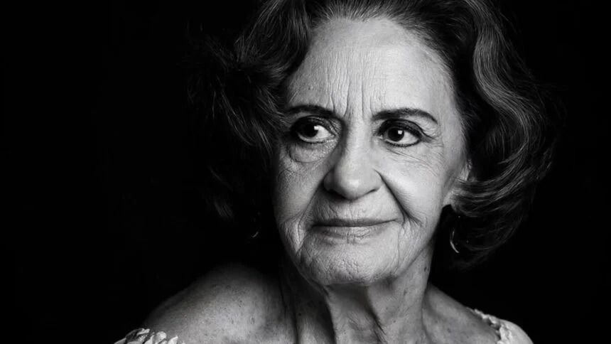 Laura Cardoso morre aos 98 anos após longa carreira na dramaturgia brasileira