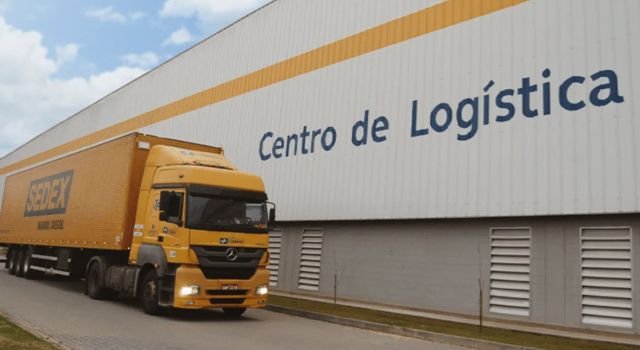 Correios lançam serviço para entrega de compras feitas em lojas do Paraguai