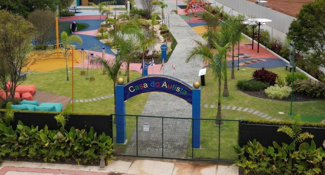Balneário Camboriú qualifica organizações sociais para Casa do Autista