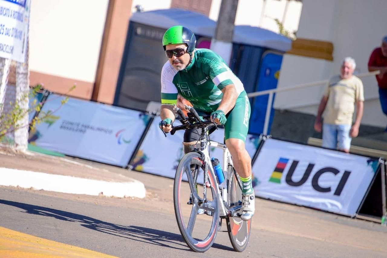 André Luiz Carneiro conquista pentacampeonato nos Parajasc em Chapecó