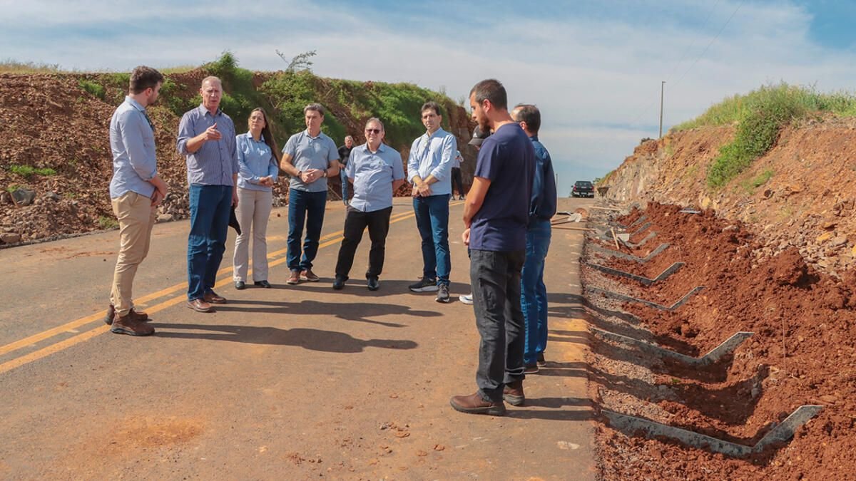 TCE/SC capacita municípios do Oeste para fiscalização de obras de asfalto