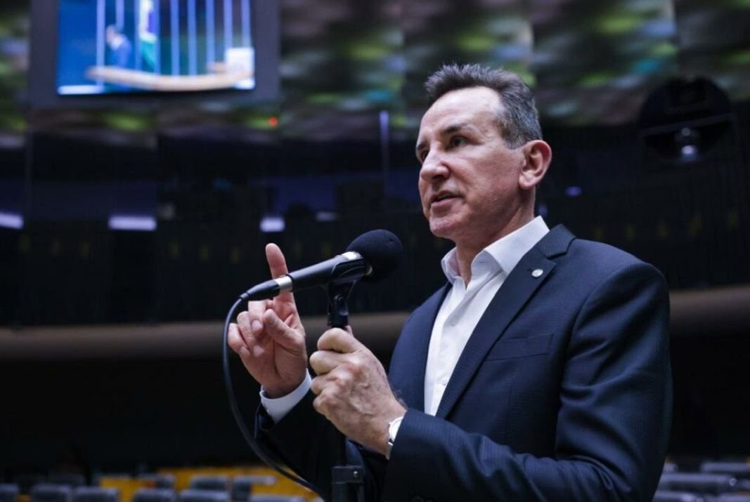 MP denuncia deputado Jorge Goetten por fraudes em contrato de vigilância em Itajaí