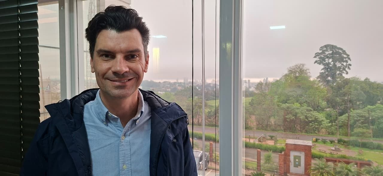 Ulisses Gabriel discute segurança pública em visita a Chapecó