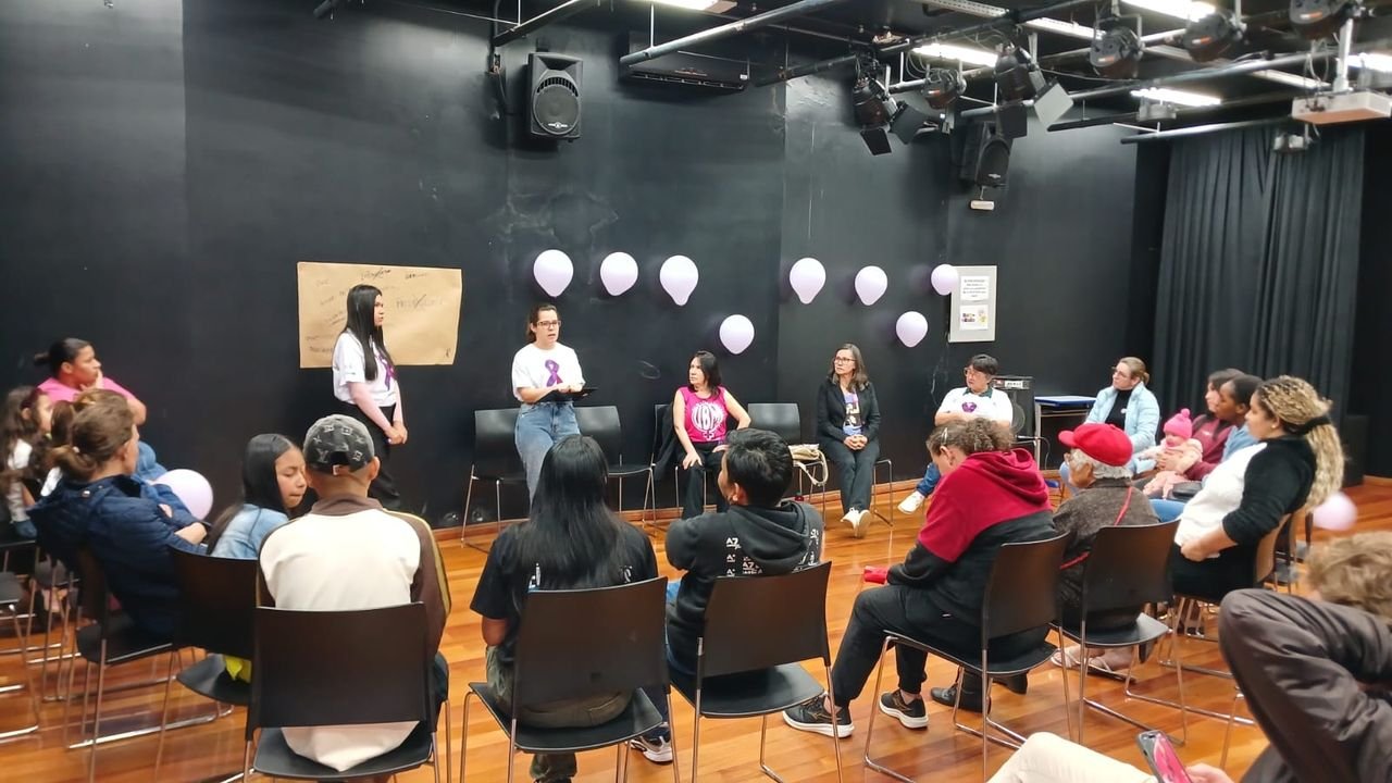 CRAS EFAPI CEU realiza roda de conversa sobre violência contra a mulher no Agosto Lilás