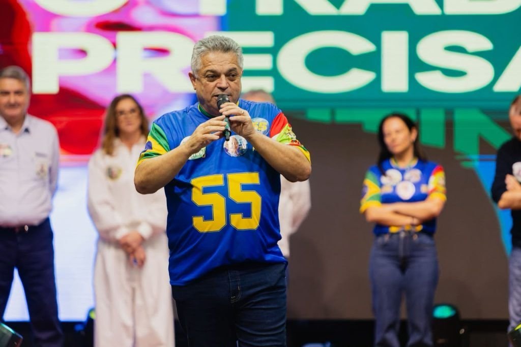 João Rodrigues se reúne com representantes de cooperativas no Oeste de SC