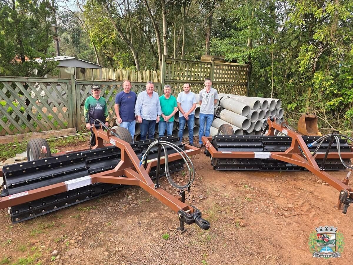 São João do Oeste amplia equipamentos agrícolas para uso dos agricultores
