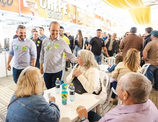Jorginho Mello participa da 26ª Festa do Milho em Santo Amaro da Imperatriz