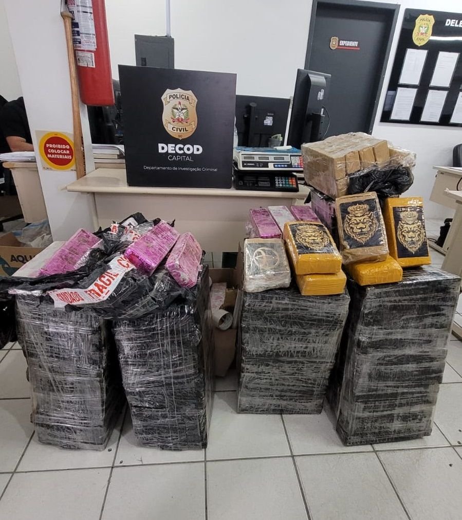 Polícia Civil prende 10 e apreende 300 kg de drogas na Grande Florianópolis