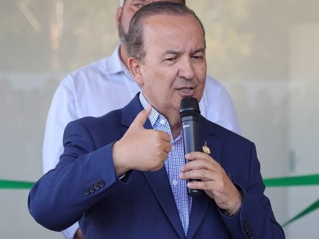 Jorginho Mello se licencia do governo de SC; Marilisa Boehm assume interinamente