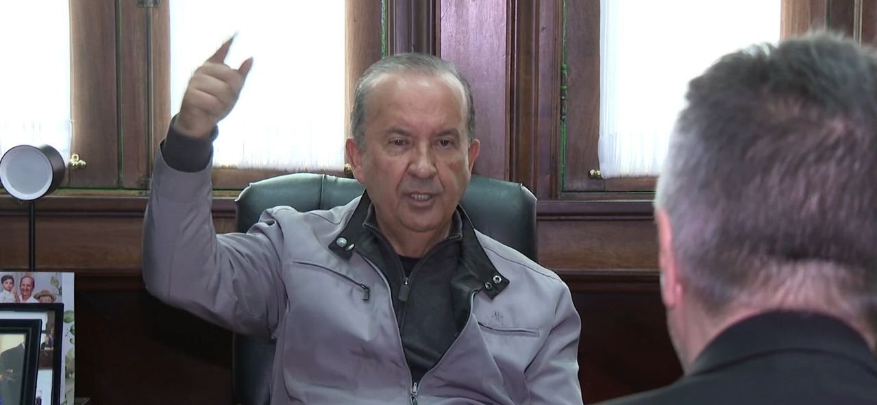 Jorginho Mello se reúne com correligionários em Florianópolis