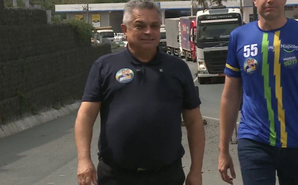 João Rodrigues visita obras e participa de caminhadas no Vale do Itajaí