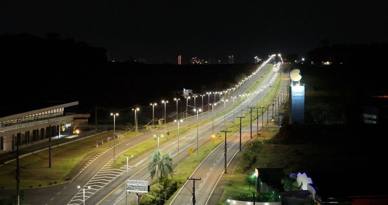 Chapecó completa 100% da iluminação pública em LED com investimento de R$ 21 milhões
